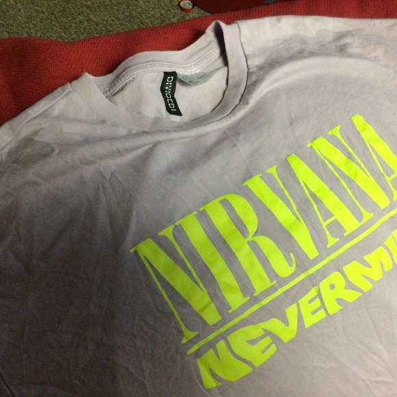 NIRVANA band tshirt - Picture 2 of 3